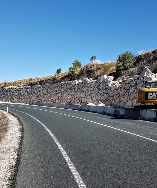Colocación de escollera en La Rioja Torremontalbo